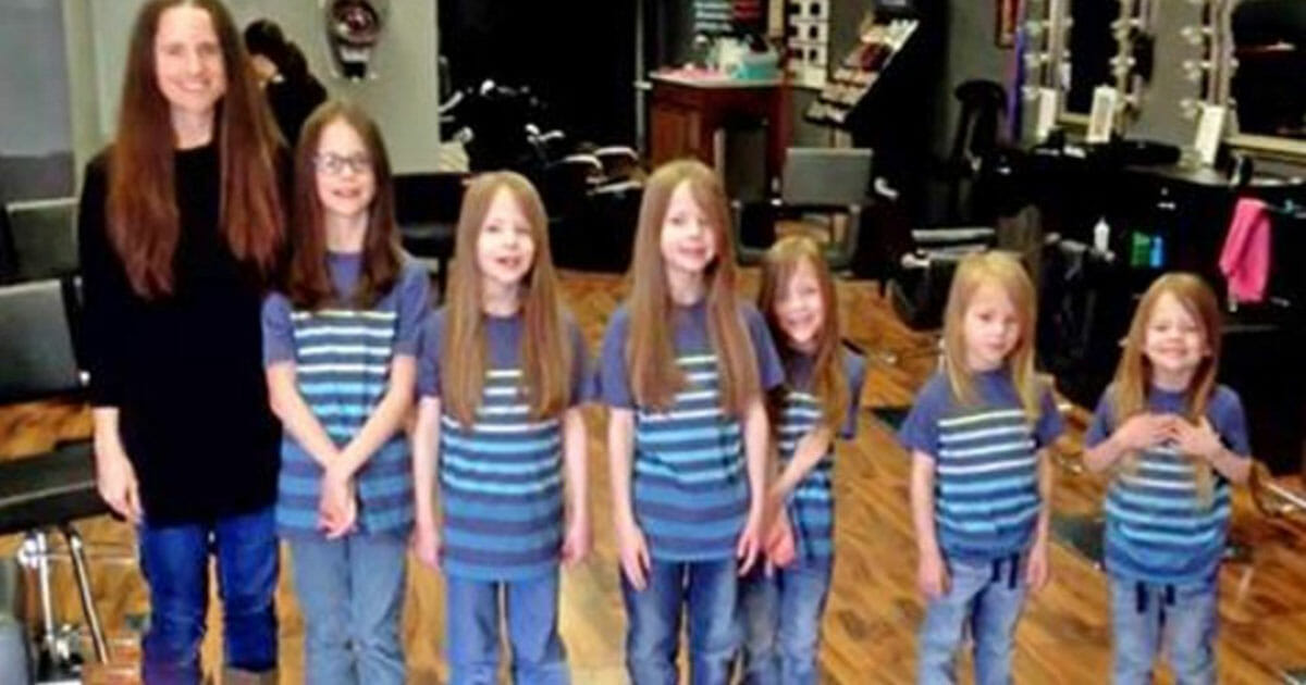 Bullies laughed at the long hair of six brothers, so their mother trimmed their hair and the heartbreaking truth was revealed