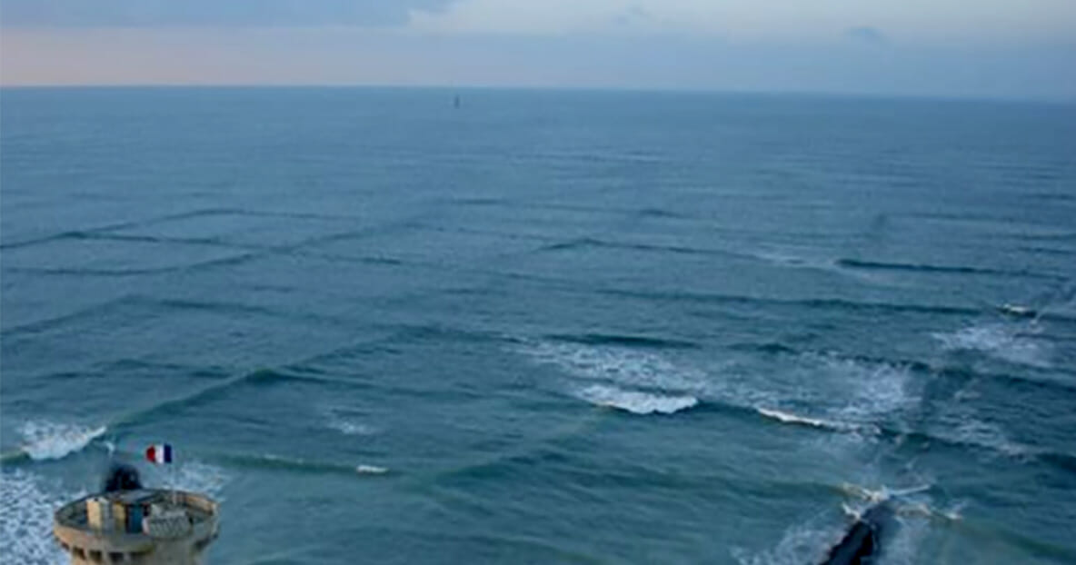 If you see square waves in the sea - stay away from the water and warn others immediately