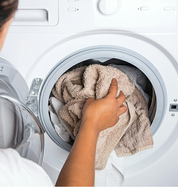 how to wash clothes with vinegar in he washer