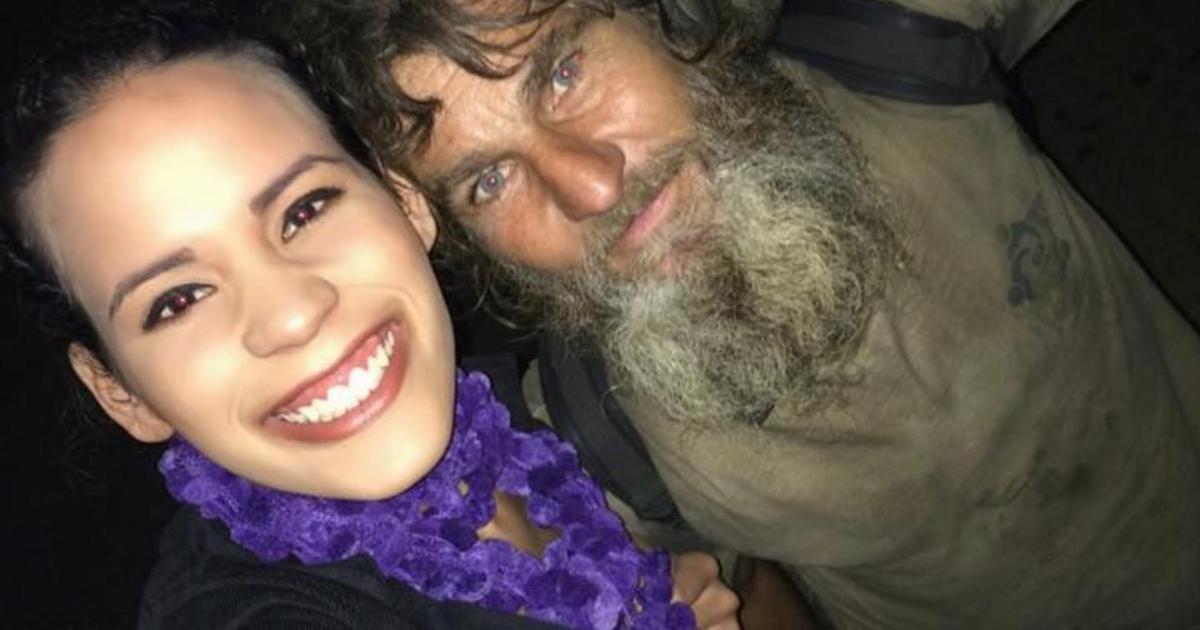 A Homeless man approached a 24-year-old woman - 2 minutes later his unexpected question left her speechless