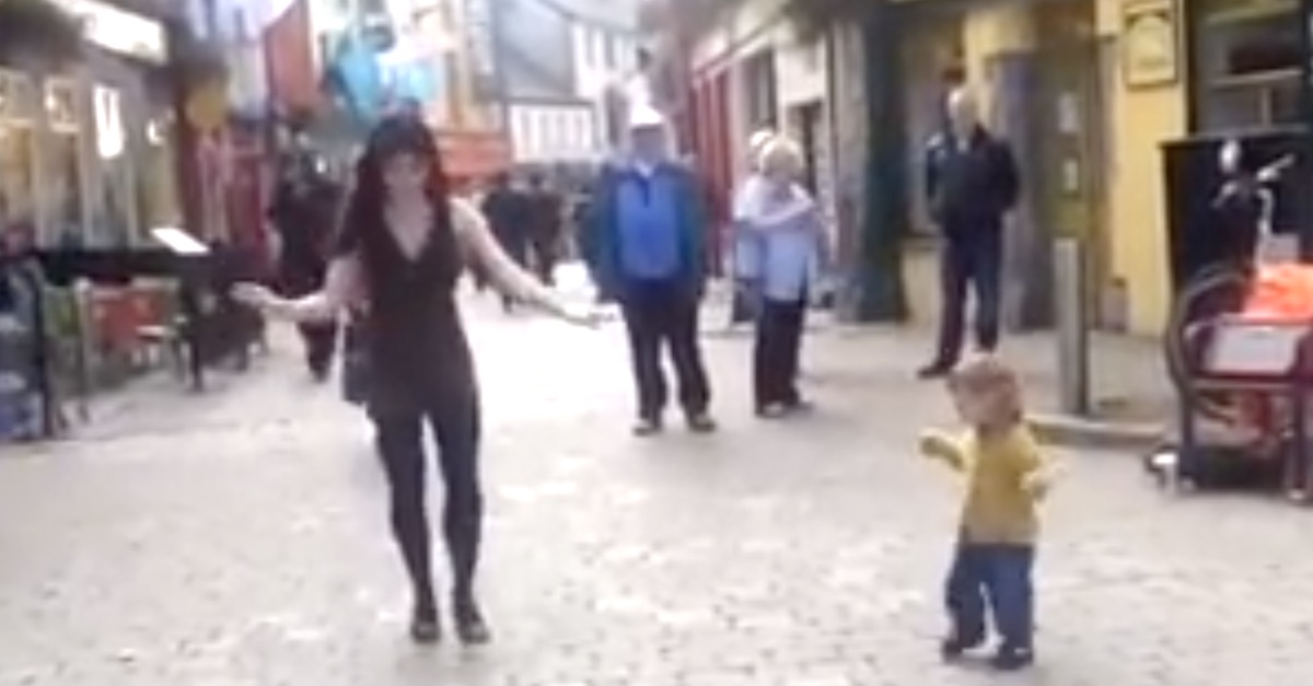 Little girl saw an irish dancer on the street, and joined her for the cutest dance ever